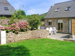 Maison d'une chambre avec jardin amenage et wifi a Plehedel a 5 km de la plage